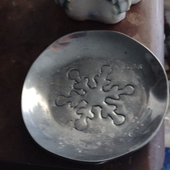 Handcrafted Multicolor Large Decorative Candle - Picture 2 of 3